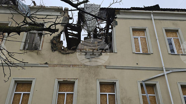 Укринформ: Руските сили нанесоха удари в 31 населени места в Херсонска област през изтеклото денонощие; има две жертви, двама души са ранени