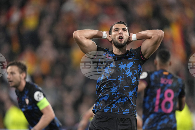 Рафа Мир се завръща в игра за Валенсия