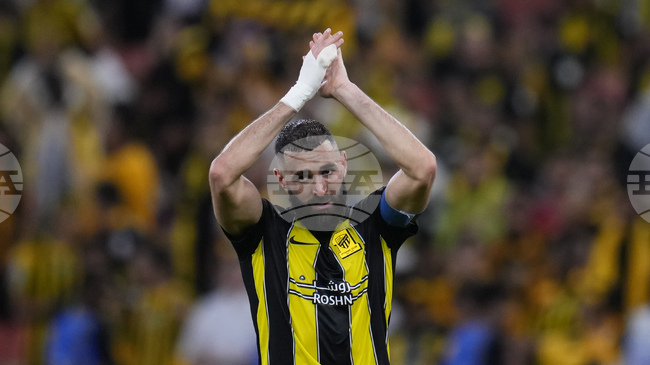 Френският нападател Карим Бензема реализира победен гол за саудитския си тим Ал Итихад