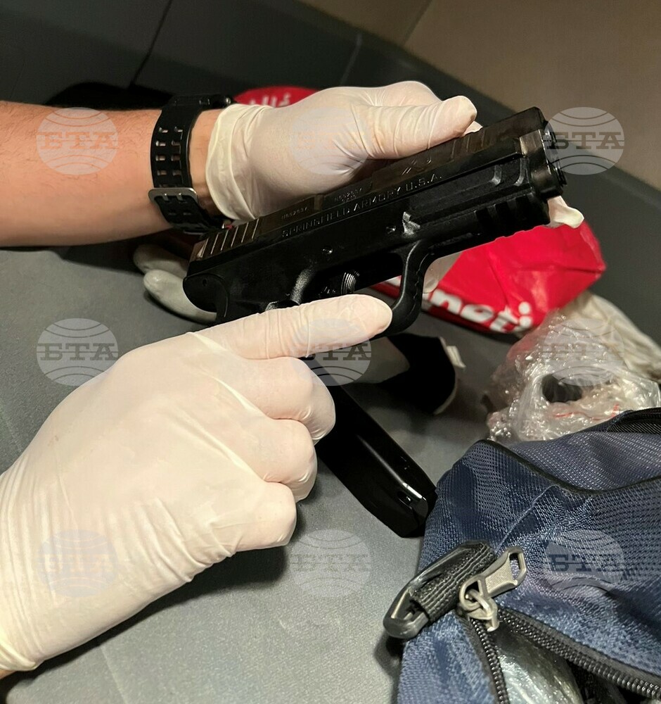 Окръжната прокуратура в Ямбол задържа турски гражданин, обвинен в контрабандно пренасяне на оръжия и боеприпаси