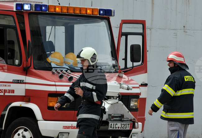Възрастен мъж загина, други трима души са ранени при пожари в страната за последното денонощие