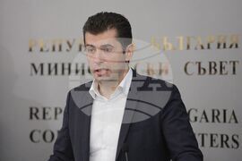 Кирил Петков - Оливер Вархеи - брифинг 