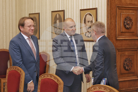Румен Радев - Оливер Вархеи - среща 