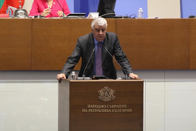 БСП: Сглобката отхвърли европейска практика и сигурен приход в бюджета – отказа данък върху свръхпечалбите на банките