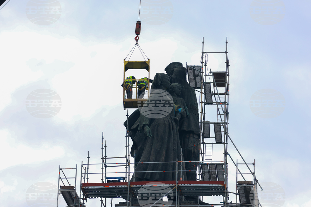 Паметник на съветската армия