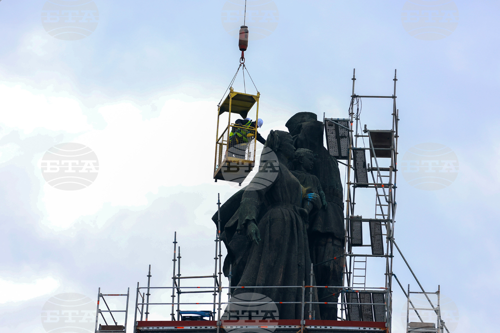Паметник на съветската армия