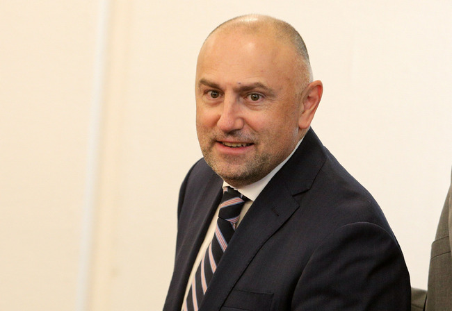 В рамките на този парламент е добре да направим всичко възможно да има втори кабинет, заяви Любомир Каримански