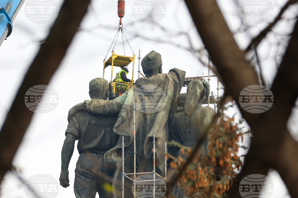 Паметник на съветската армия