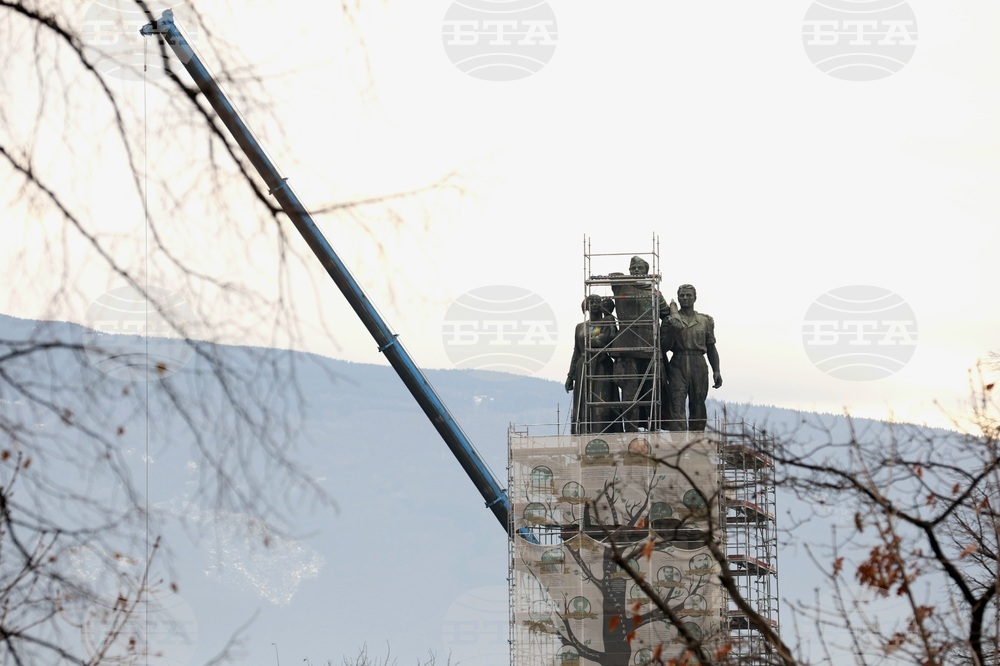 Паметник на съветската армия