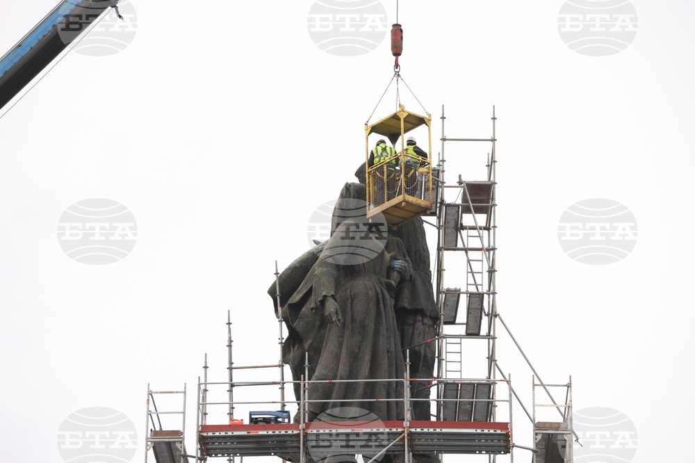 Паметник на съветската армия