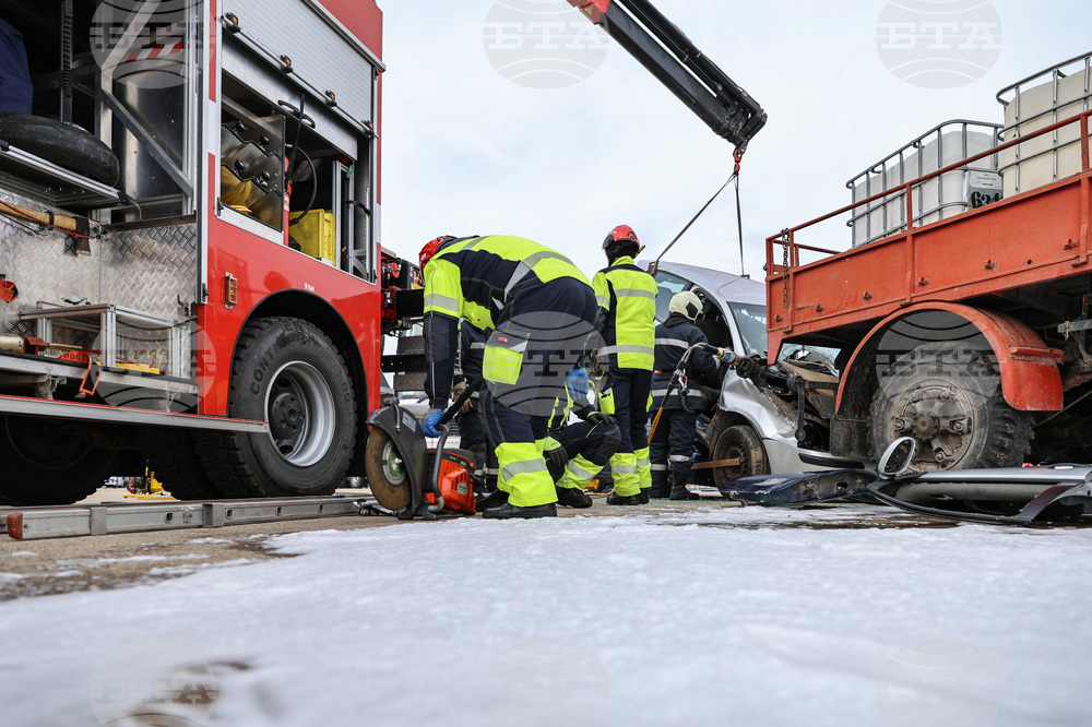 Авиобаза Чешнегирово - Мащабно учение „Крупно пътнотранспортно произшествие, предизвикано от влошени метеорологични условия”