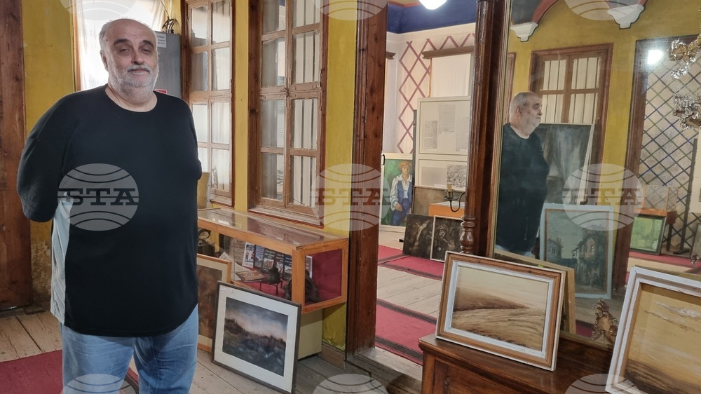 Музеят в Омуртаг издаде албума „Часовниковата кула в град Осман пазар“
