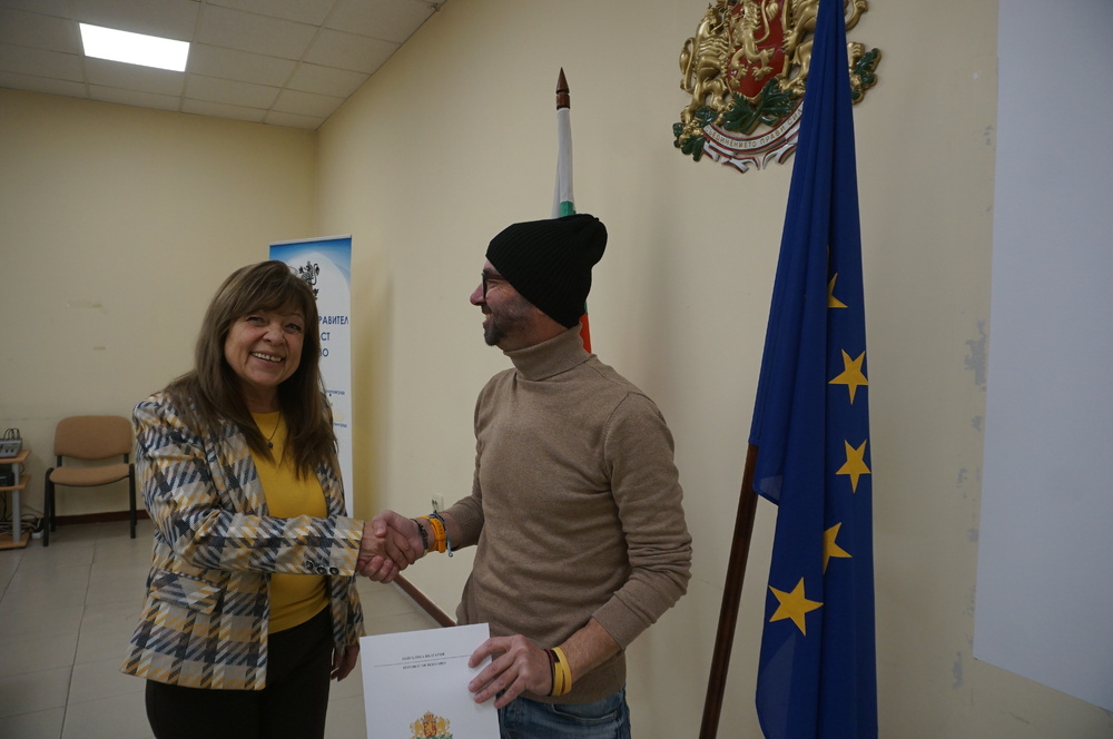 Областният управител на област Хасково Гинка Райчева връчи поздравителен адрес на Георги Пеев