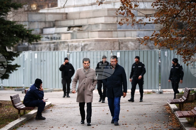 Паметник на съветската армия - Кирил Петков