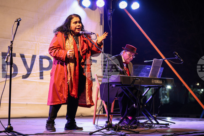 Бургас - Анна Стефанова и Сергей Барс - концерт