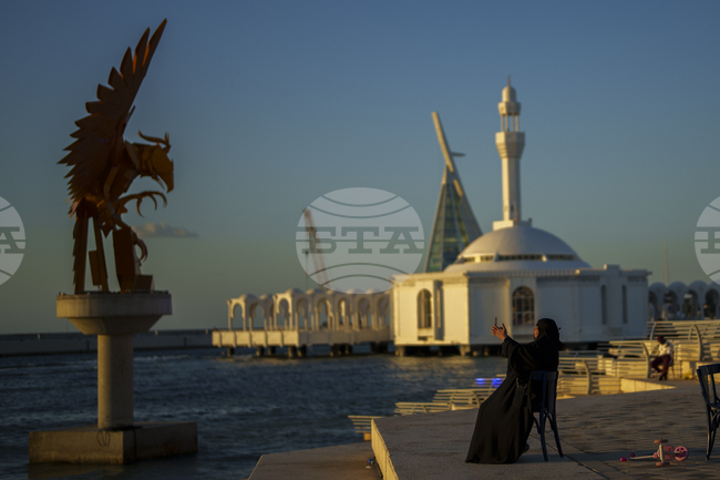 Иран атакува американска база в Саудитска Арабия, Рияд съобщава за прихванати ракети