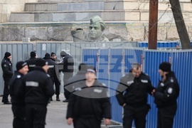 Паметник на съветската армия - демонтаж