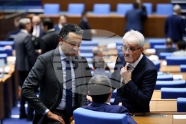 Парламент - заседание