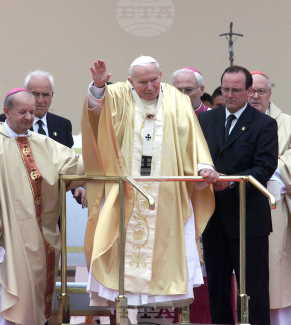 Преди 20 години папа Йоан Павел Втори умира на 84 години във Ватикана