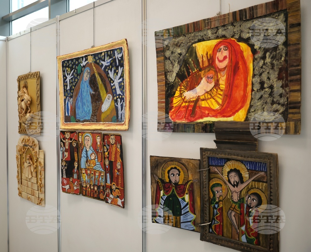 Парламент- изложба "Да бъде светлина"