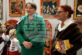 Парламент- изложба "Да бъде светлина"