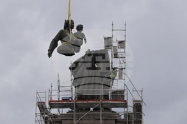 Паметник на съветската армия - демонтаж