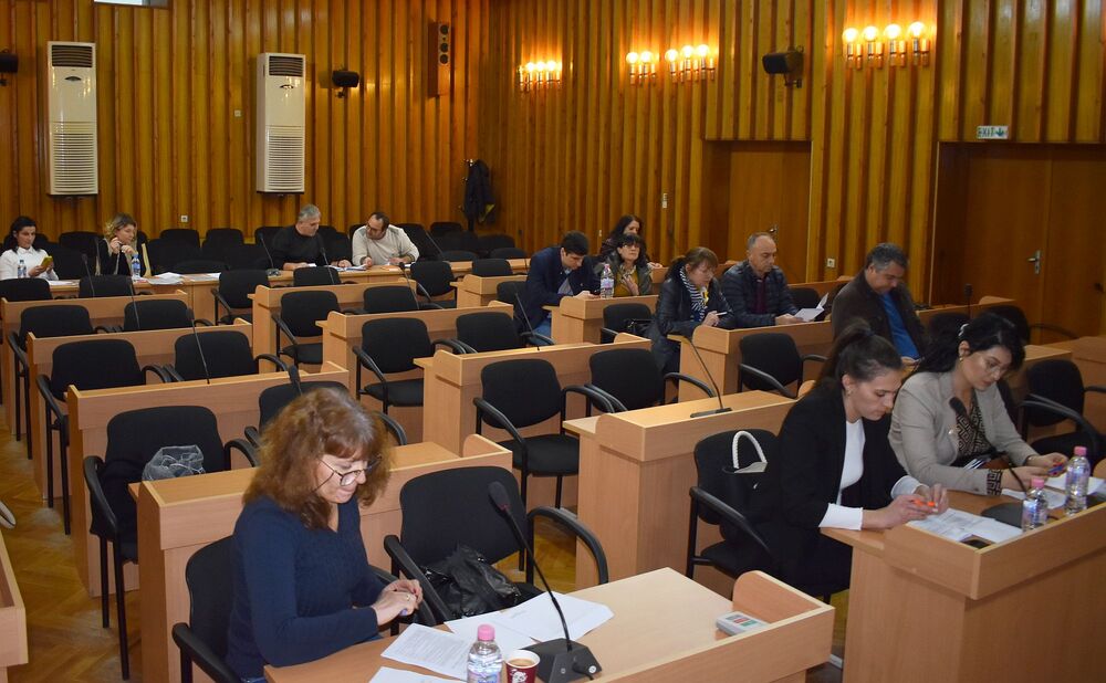 Община Разград: Седем докладни записки ще разгледат общинските съветници на последната за годината сесия 