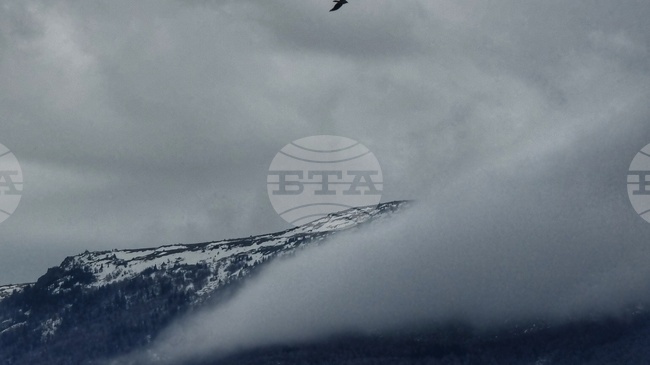 Условията в планините не са подходящи за туризъм, съобщиха от Планинската спасителна служба на БЧК