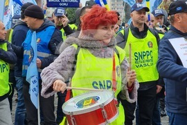 Румъния - полицаи - протест