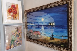 Кърджали - изложба "Не съм сама"