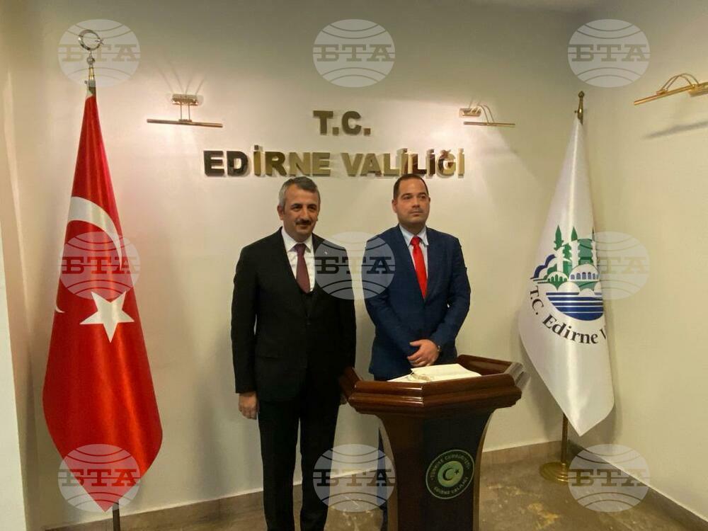 Interior Minister Stoyanov Discusses Illegal Migration with Edirne Governor Sezer