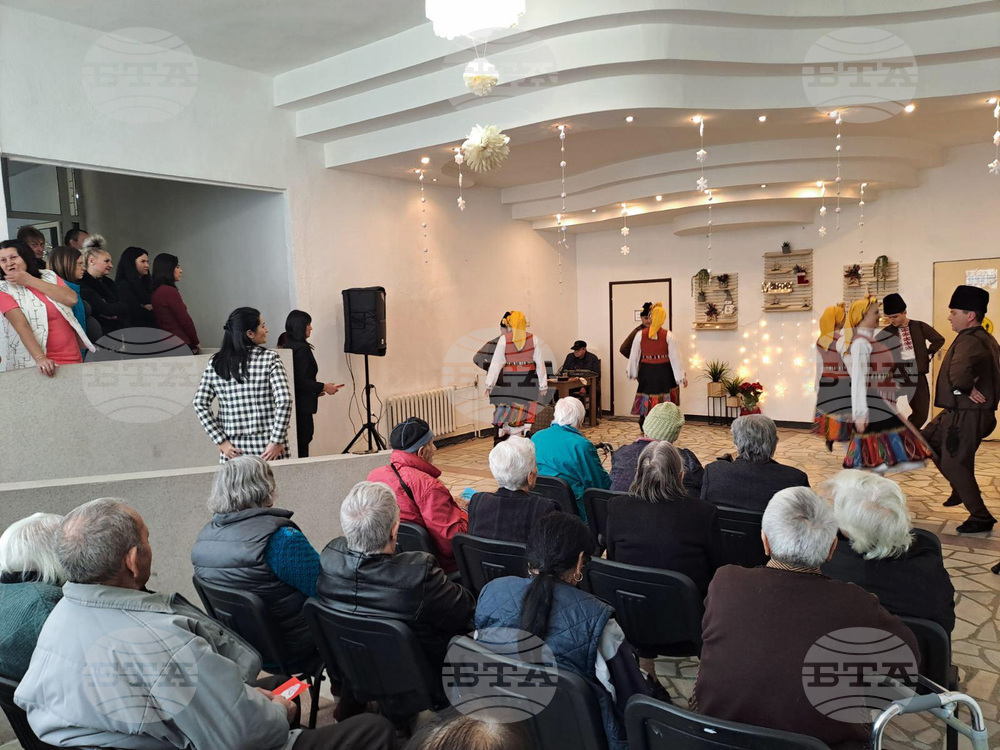 Разград - Дом за стари хора - Коледно тържество