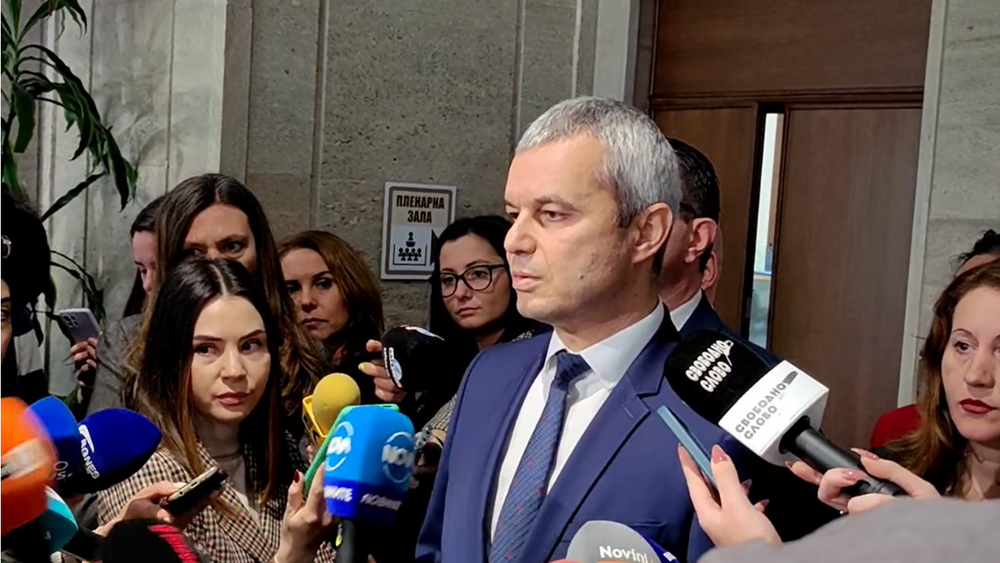 Костадин Костадинов от "Възраждане": Няма заповед за демонтаж на Паметника на Съветската армия 