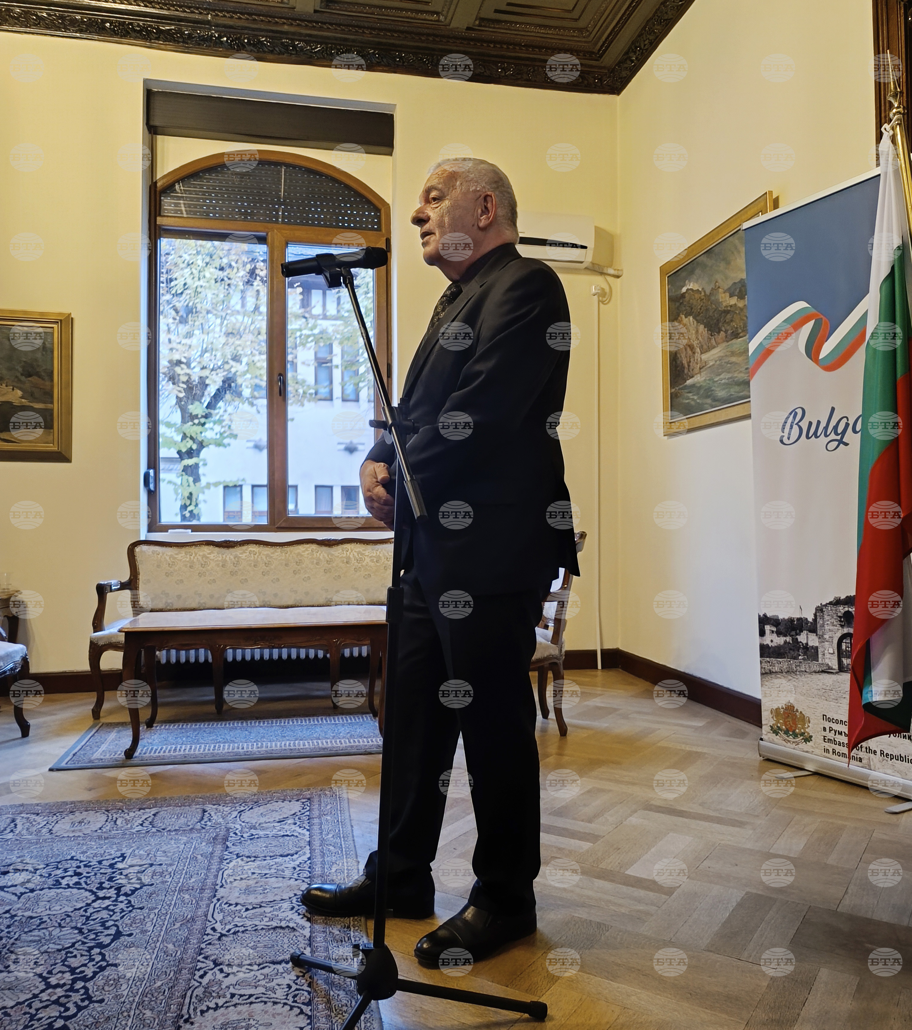 Румъния - посланик - представители от посолства - среща