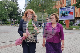 Ловеч - Илияна Йотова - Корнелия Маринова