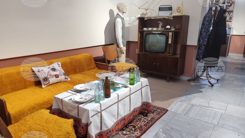 Добрич - изложба - новогодишни картички