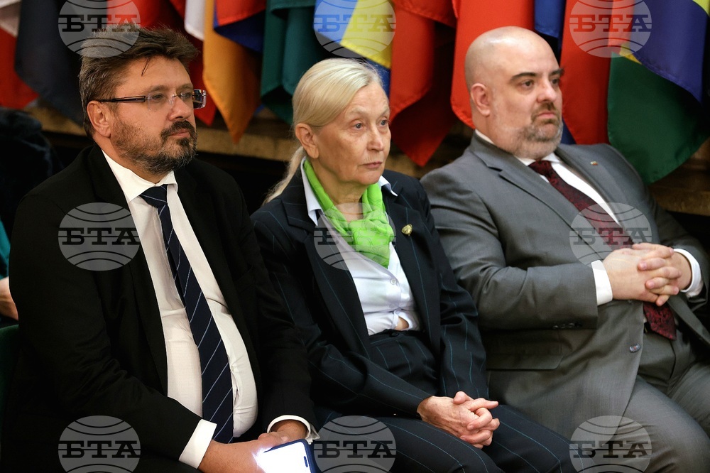 „Жените и дипломацията - посланик за един ден“ - национален конкурс