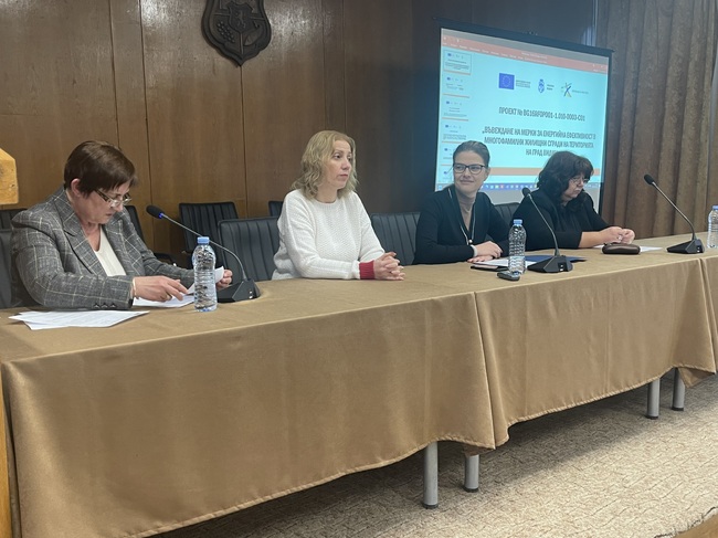 Община Видин: Приключват строително - монтажните работи по проекта за енергийна ефективност в 13 жилищни сгради във Видин