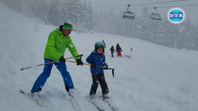 В Боровец официално беше открит зимният сезон