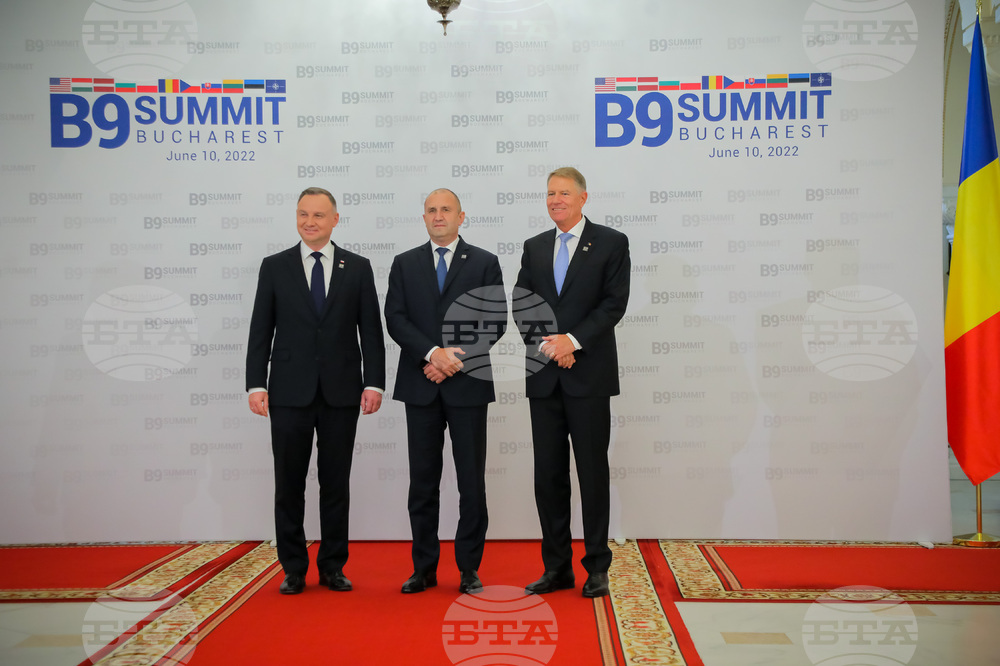 President Radev: War in Ukraine Calls for Adequate Measures Guaranteeing Security in Eastern Europe