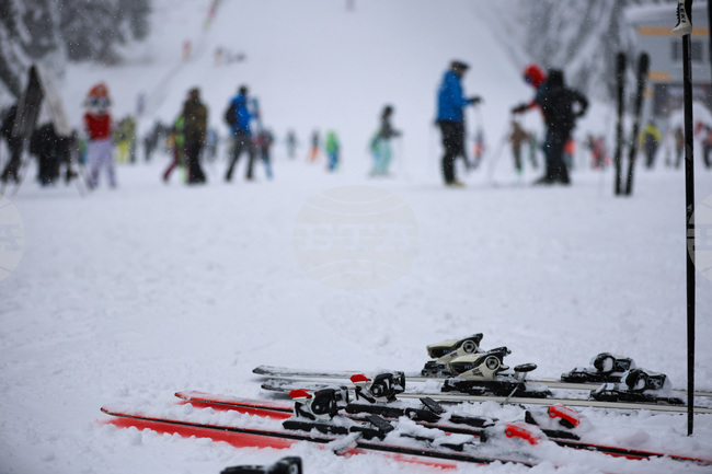 Планински спасители са оказали помощ на пострадал скиор в Пирин и мъж с инфаркт на Витоша 