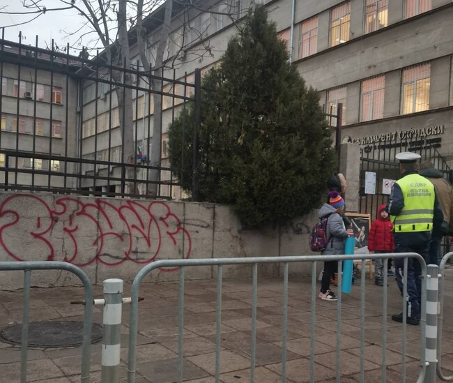 МВР: Широка обществена подкрепа за МВР от родители на ученици и граждани