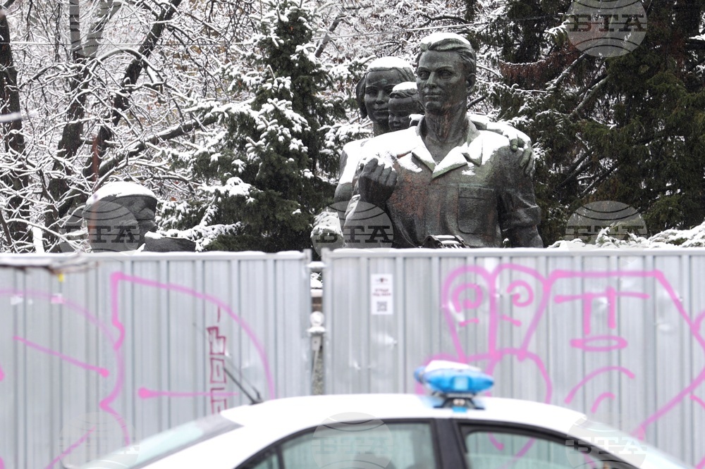 Паметник на съветската армия - демонтаж