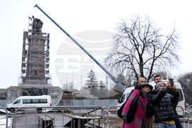 Паметник на съветската армия - демонтаж