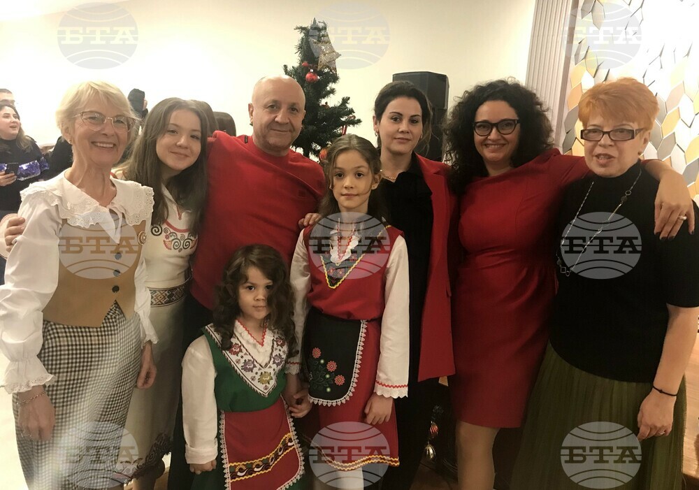 Турция - Истанбул - Българско неделно училище - ученици - Коледно тържество