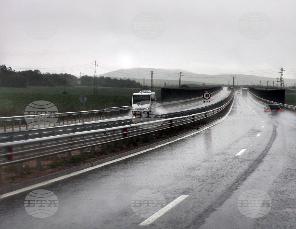 Сливница - магистрала - дъжд