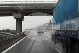 Сливница - магистрала - дъжд