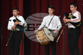 Варна - събор на народното творчество - етап