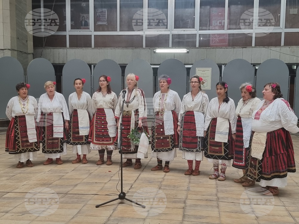 Плевен - фолклор - събор - Копривщица