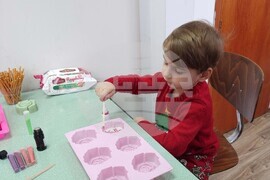 Разград - коледна работилница - сапуни